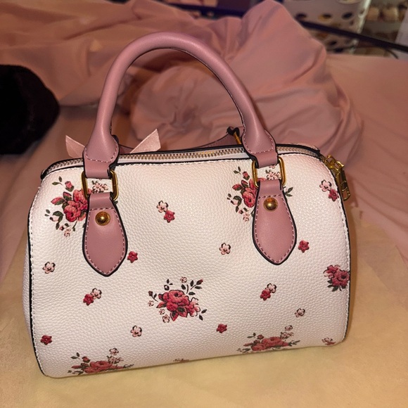 Coach Floral Pink and White Women's Bag - Picture 3 of 4